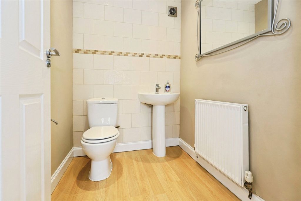 Additional image 16 of 5 bed detached house for saleRaglan Avenue, Perton Wolverhampton, Staffordshire WV6