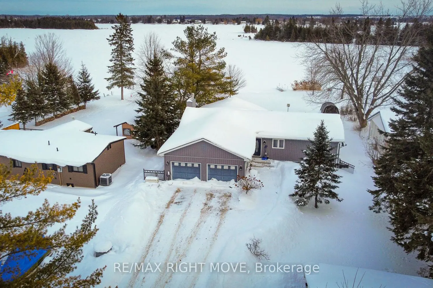 35 Cedar Bay Road photo 2