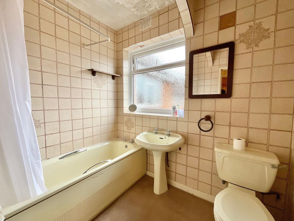 Additional image 17 of 4 bed semi-detached house for saleGreenfield Road, Stafford ST17