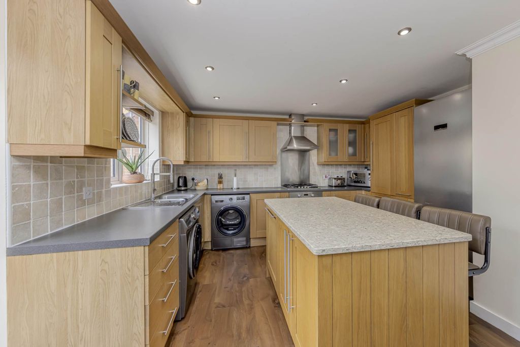 Additional image 6 of 4 bed detached house for saleChervil Close, Newcastle Under Lyme ST5