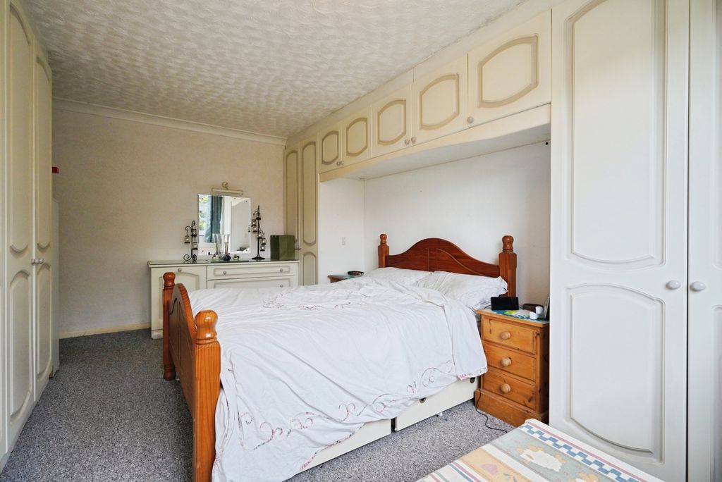 Additional image 9 of 3 bed bungalow for saleSt. Andrews Drive, Burton-On-Trent, Staffordshire DE13