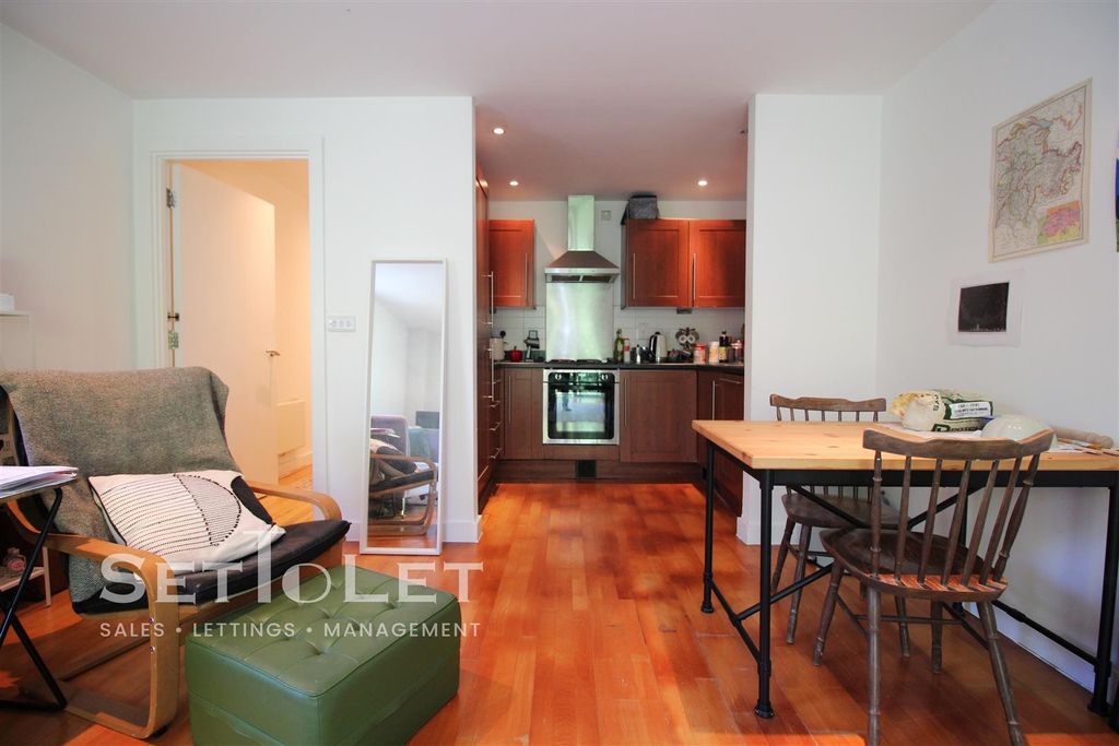 Additional image 2 of 2 bed flat for saleZenith Building, Colton Street, Leicester LE1