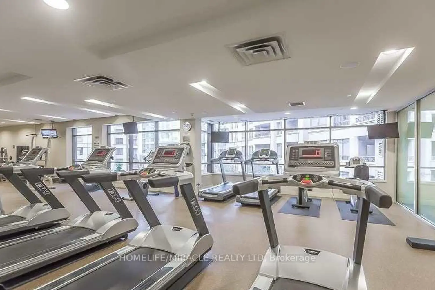 Additional image 15 of 3880 Duke Of York Boulevard 1401