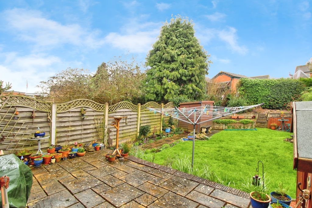 Additional image 17 of 3 bed semi-detached house for saleBrook Street, Kingswinford DY6