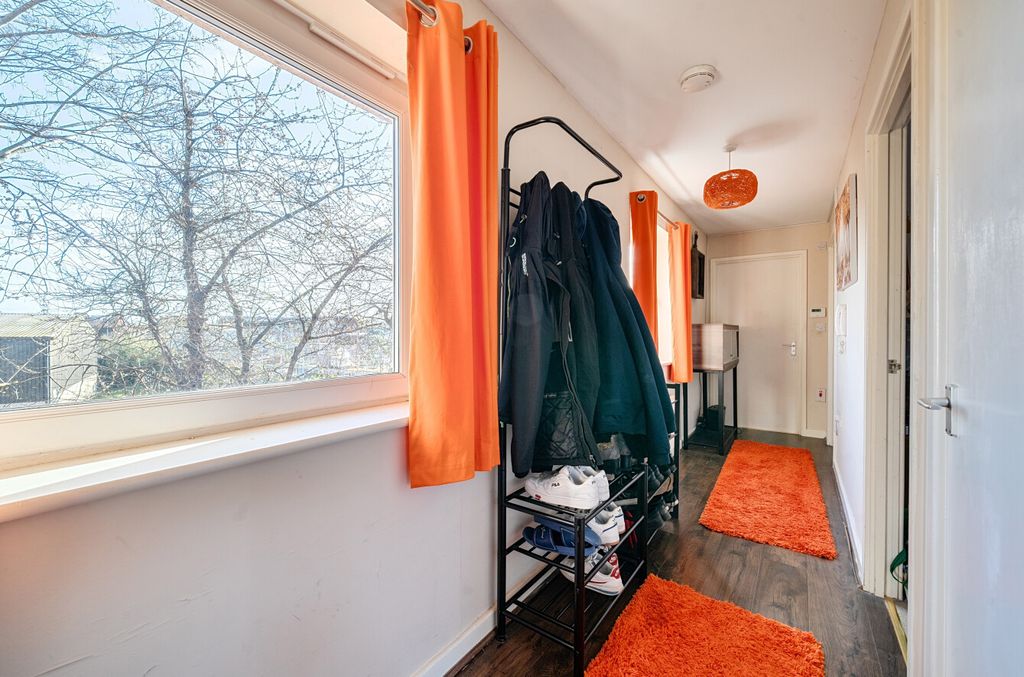 Additional image 10 of 2 bed flat for saleFlax Mill Park, Devizes, Wiltshire SN10