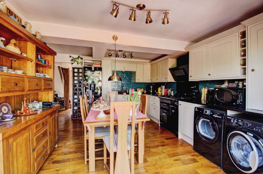 Additional image 7 of 3 bed cottage for saleWatling Street, Tamworth B77
