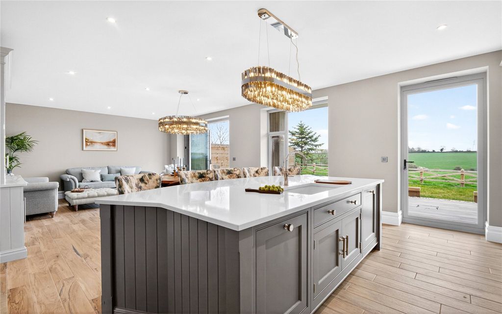 Additional image 9 of 5 bed detached house for saleBerry Thorpe Farm, Waltham Road, Thorpe Arnold, Melton Mowbray LE14