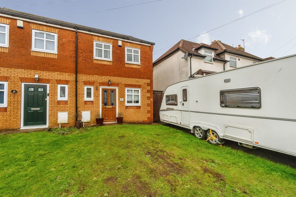 2 bed semi-detached house for saleLaburnum Close, Cannock WS11