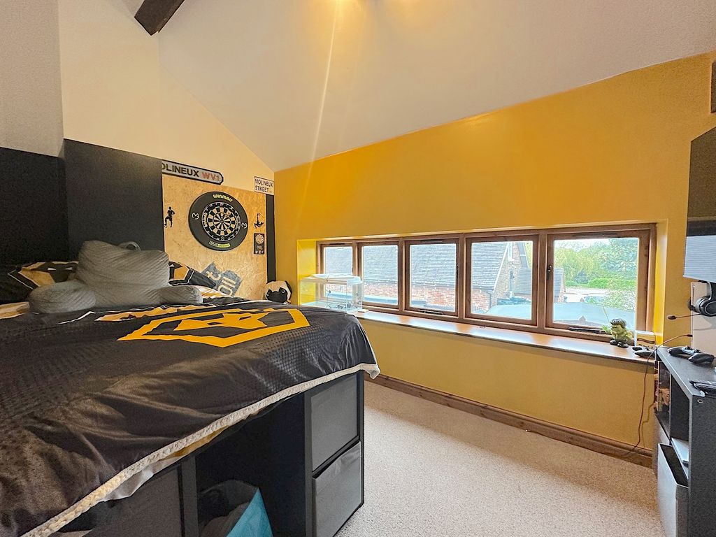Additional image 23 of 3 bed barn conversion for saleManor Farm Barns, Essington, Wolverhampton WV11