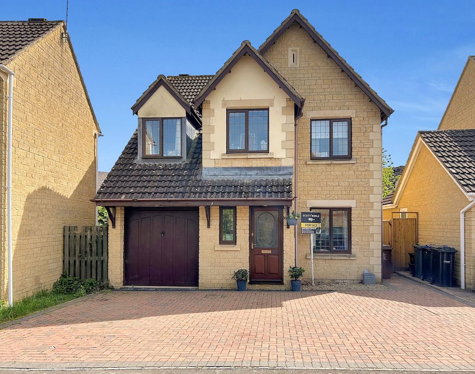 4 bed detached house for saleRiverside Drive, Monkton Park, Chippenham SN15