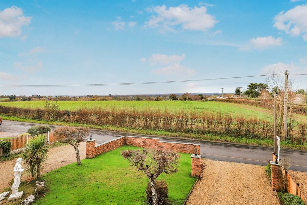 Additional image 2 of 6 bed detached house for saleOld Coach Road, Bishops Wood, Stafford ST19