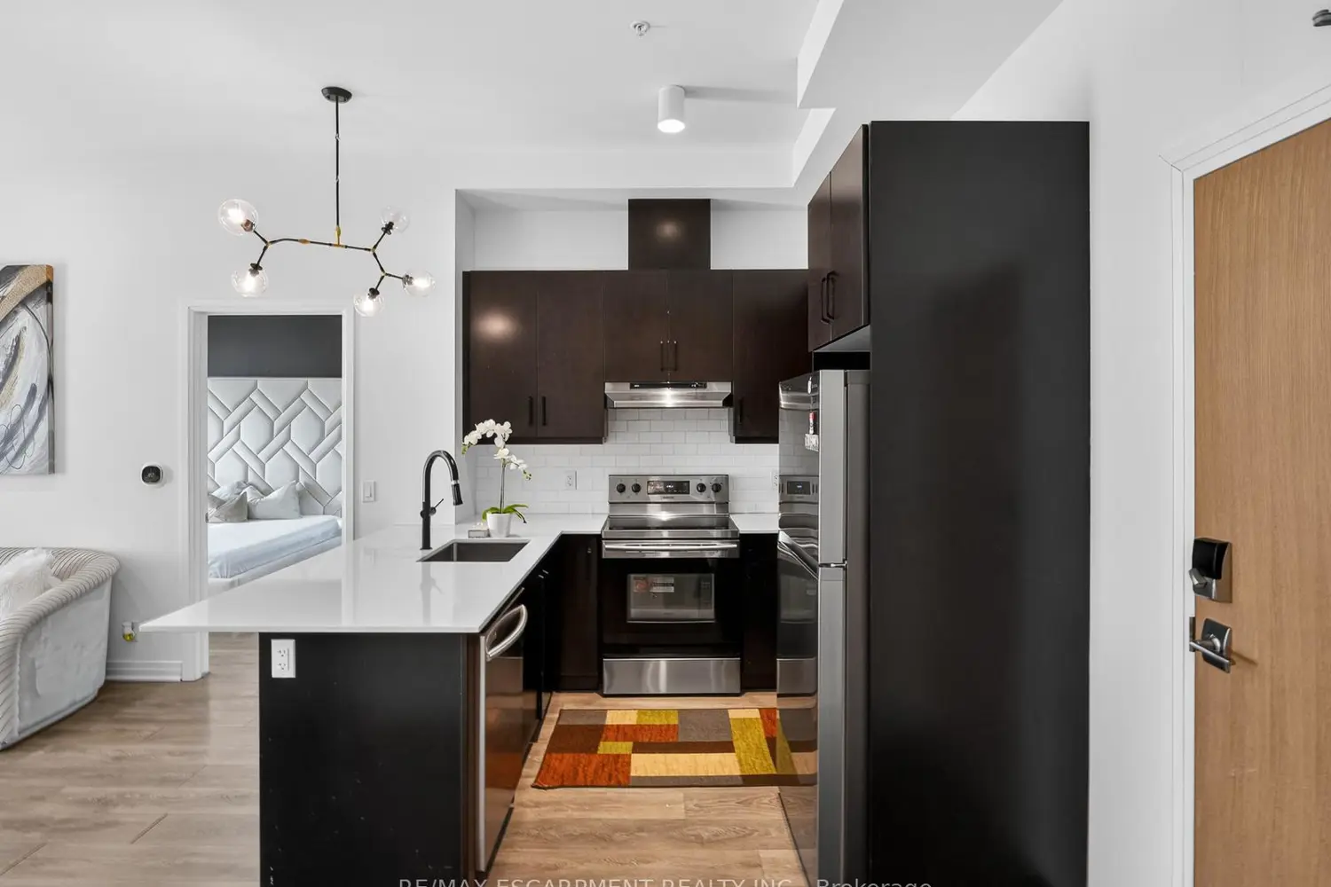 Additional image 7 of 1105 Leger Way 631