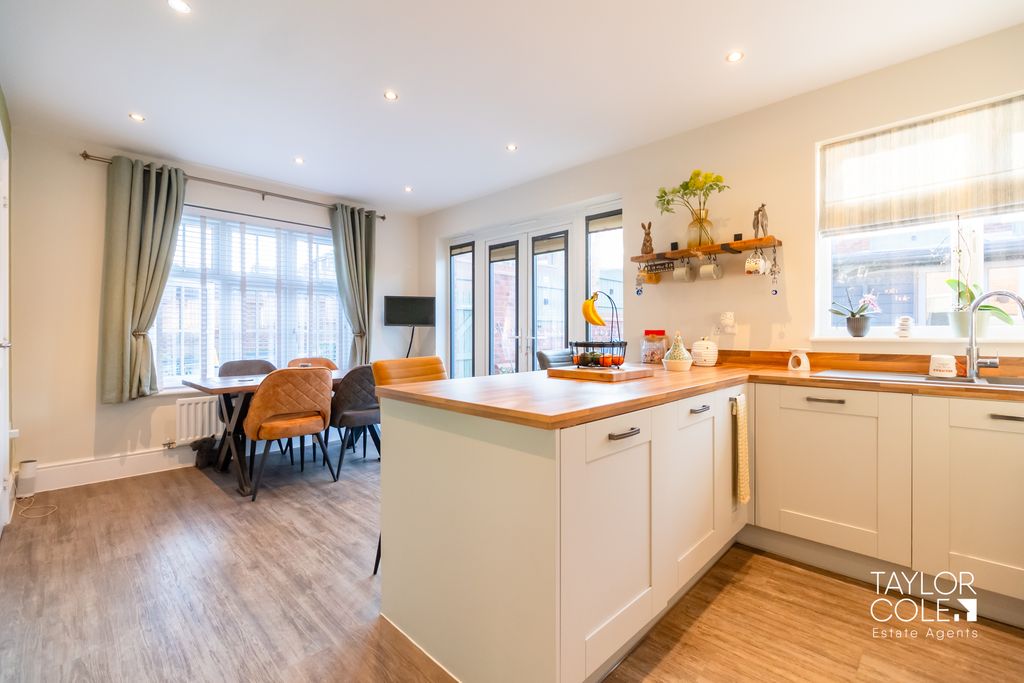 Additional image 11 of 3 bed detached house for saleStretton Close, Amington, Tamworth B77