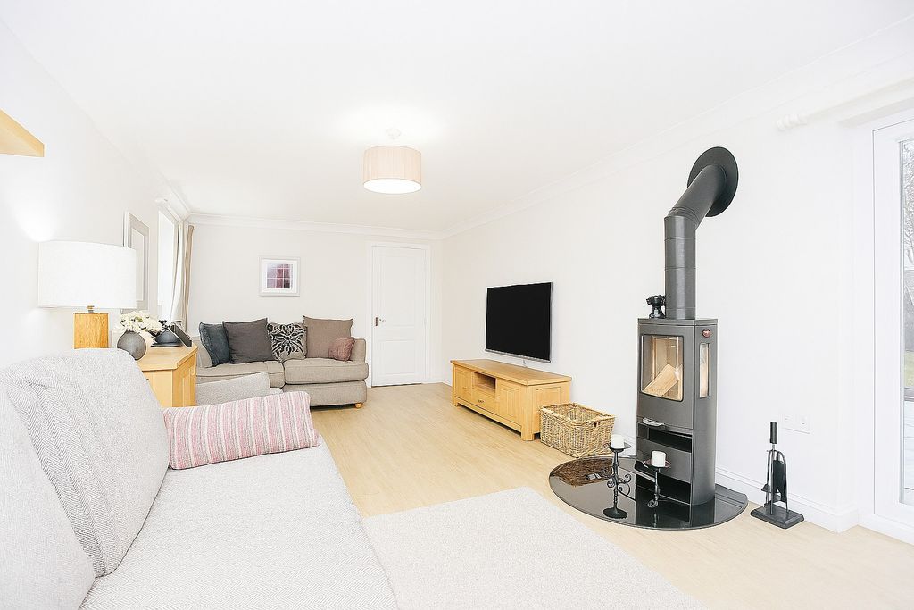 Additional image 5 of 5 bed detached house for saleCherry Tree Close, Husbands Bosworth, Lutterworth LE17