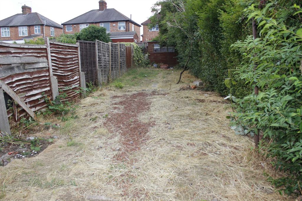 Additional image 10 of 3 bed town house for saleGreenwood Road, Leicester LE5