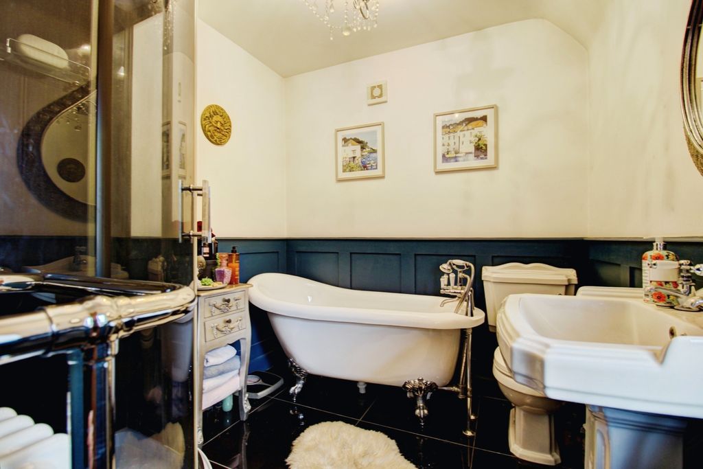 Additional image 20 of 3 bed cottage for saleWatling Street, Tamworth B77