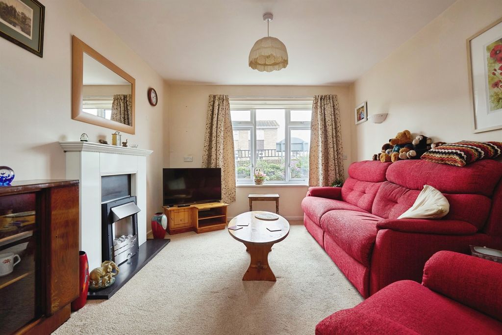 Additional image 2 of 2 bed flat for saleStratford Road, Salisbury SP1