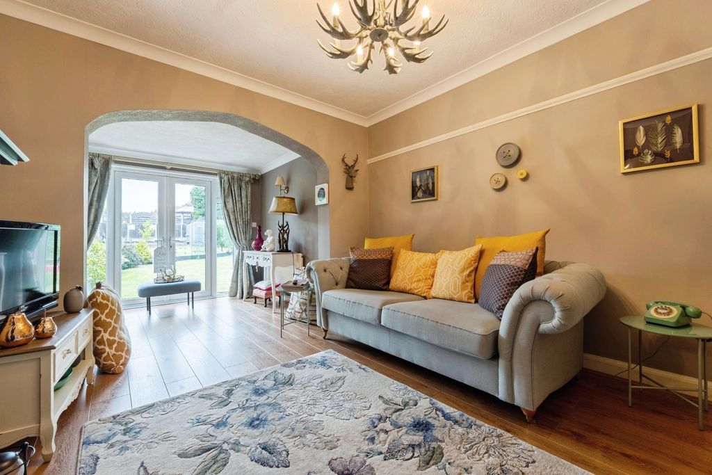 Additional image 5 of 3 bed semi-detached house for saleCliffwood Avenue, Birstall, Leicester, Leicestershire LE4