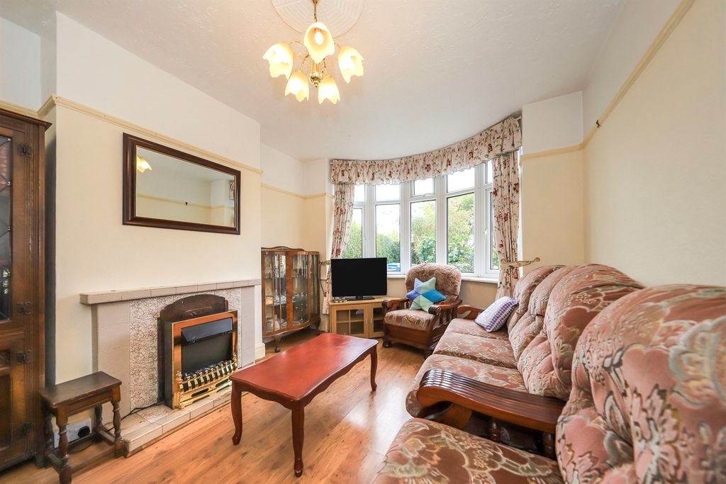 Additional image 3 of 4 bed semi-detached house for saleSedgley Road, Penn Common, Wolverhampton WV4