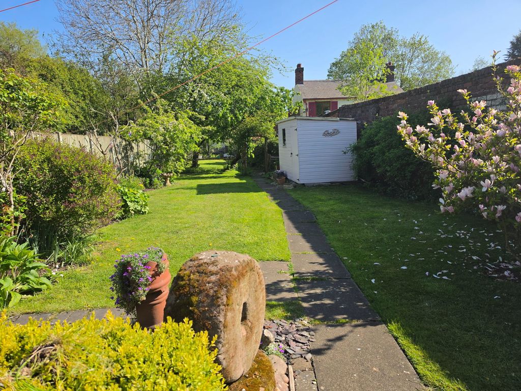 3 bed terraced house for saleHigh Street, Kinver, Stourbridge DY7