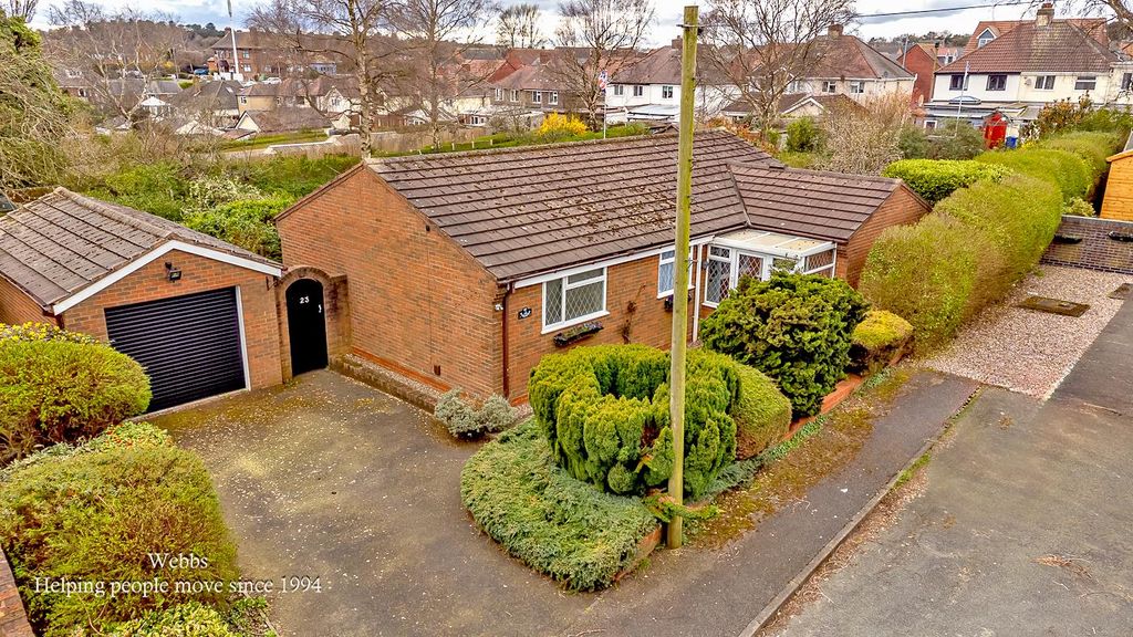 3 bed detached bungalow for saleBrooke Road, Hednesford, Cannock WS12