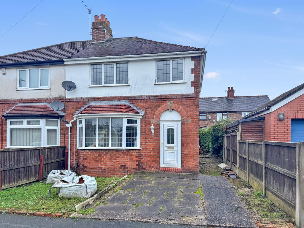 3 bed semi-detached house for saleClive Avenue, Baddeley Green, Stoke-On-Trent ST2