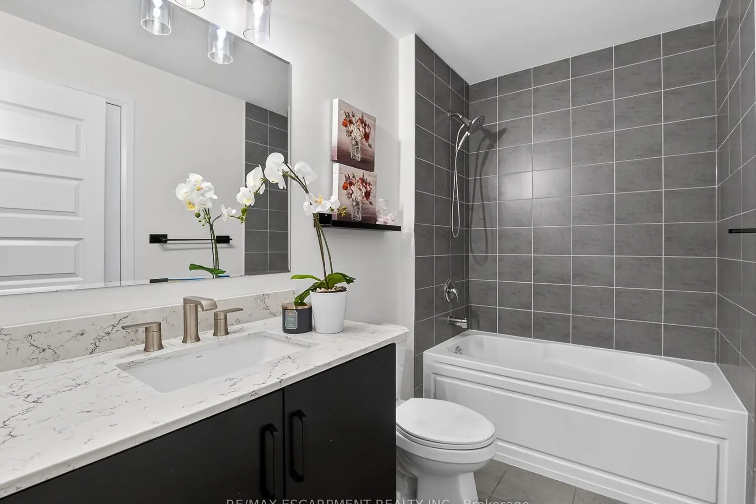Additional image 16 of 1105 Leger Way 631