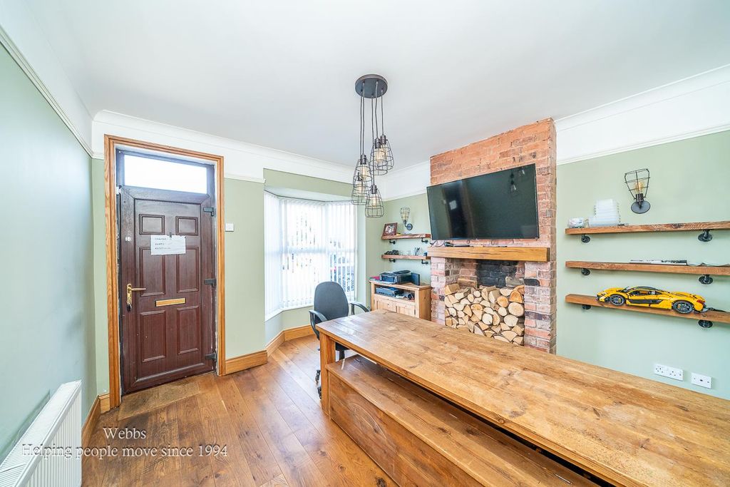 Additional image 4 of 4 bed semi-detached house for saleCoppice Lane, Cheslyn Hay, Walsall WS6