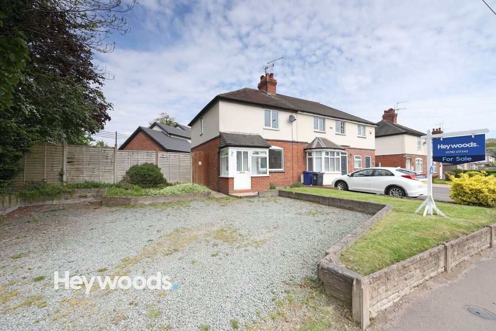 2 bed semi-detached house for saleNewcastle Road, Madeley CW3