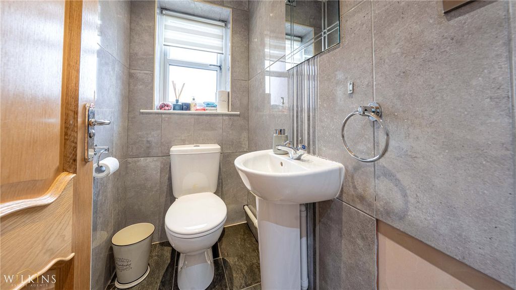 Additional image 14 of 4 bed semi-detached house for saleSuffolk Way, Tamworth, Staffordshire B78