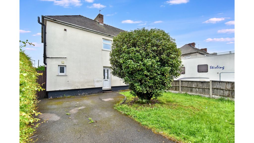 3 bed property for sale5 Cannock Road, Shareshill, Wolverhampton, West Midlands WV10