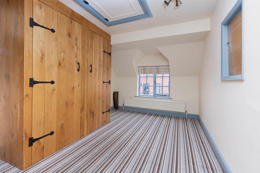 Additional image 16 of 4 bed property for saleVictoria Cottage, Park Street, Market Bosworth CV13