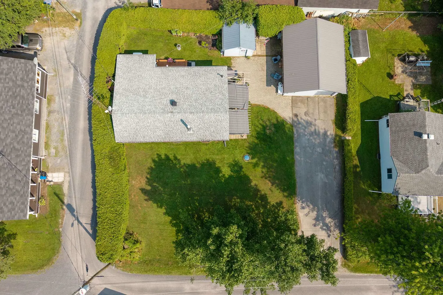 Additional image 17 of 21052 Birch Avenue