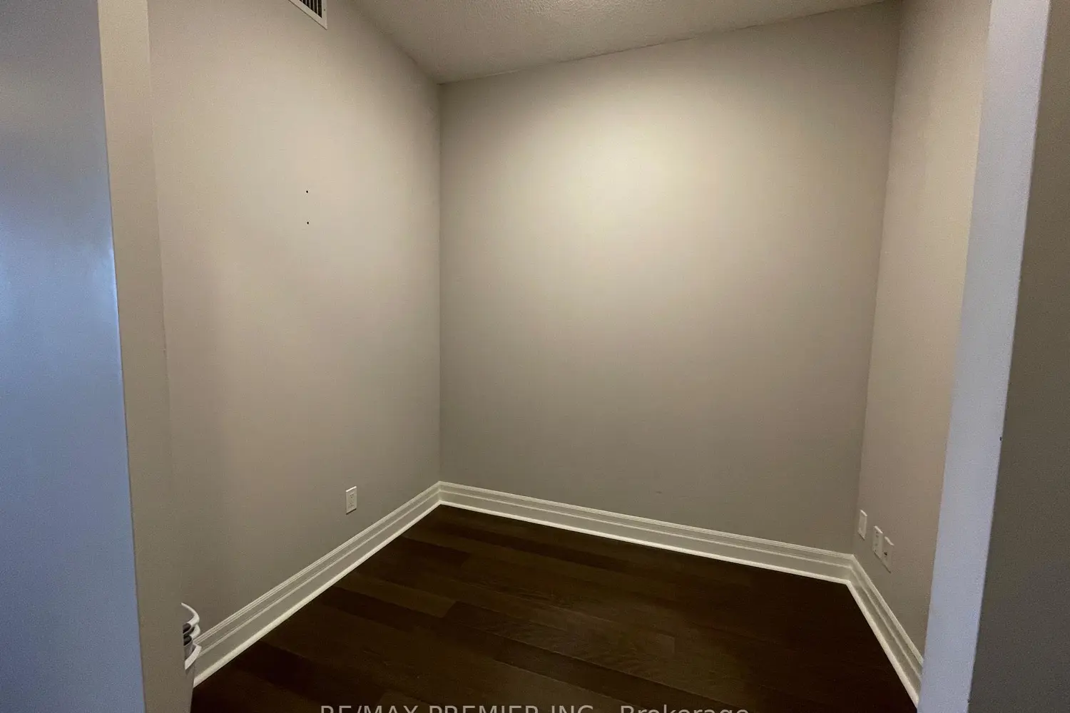 Additional image 7 of 8110 Birchmount Road 506