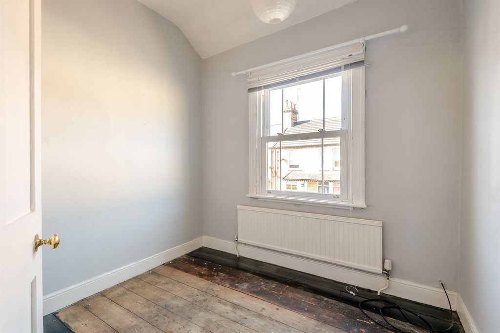 Additional image 14 of 3 bed semi-detached house for saleQueen Street, Stamford PE9