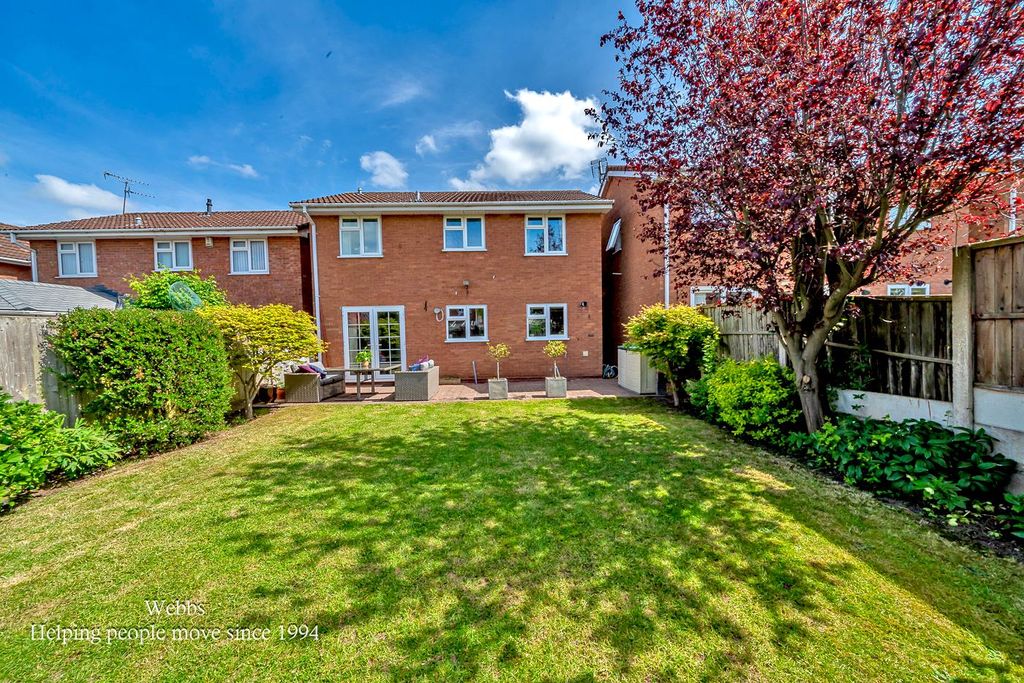 Additional image 28 of 4 bed detached house for saleThistledown Drive, Featherstone, Wolverhampton WV10