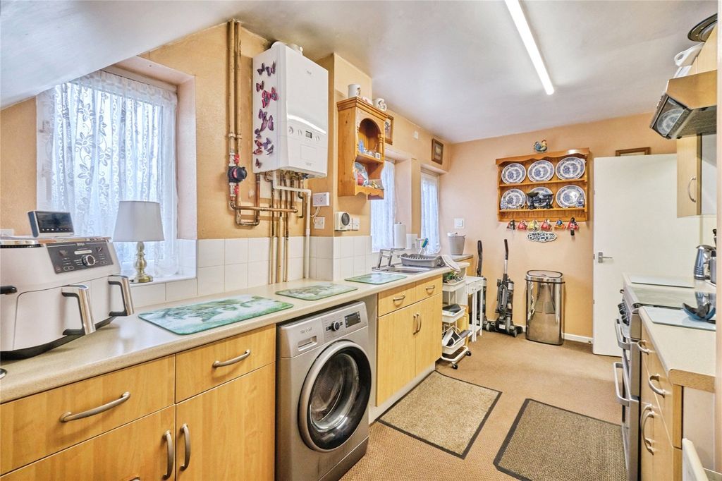Additional image 9 of 3 bed end terrace house for saleDimbles Lane, Lichfield, Staffordshire WS13