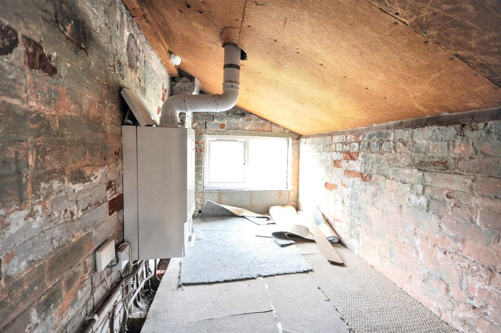 Additional image 19 of 2 bed cottage for saleThe Fillybrooks, Stone ST15