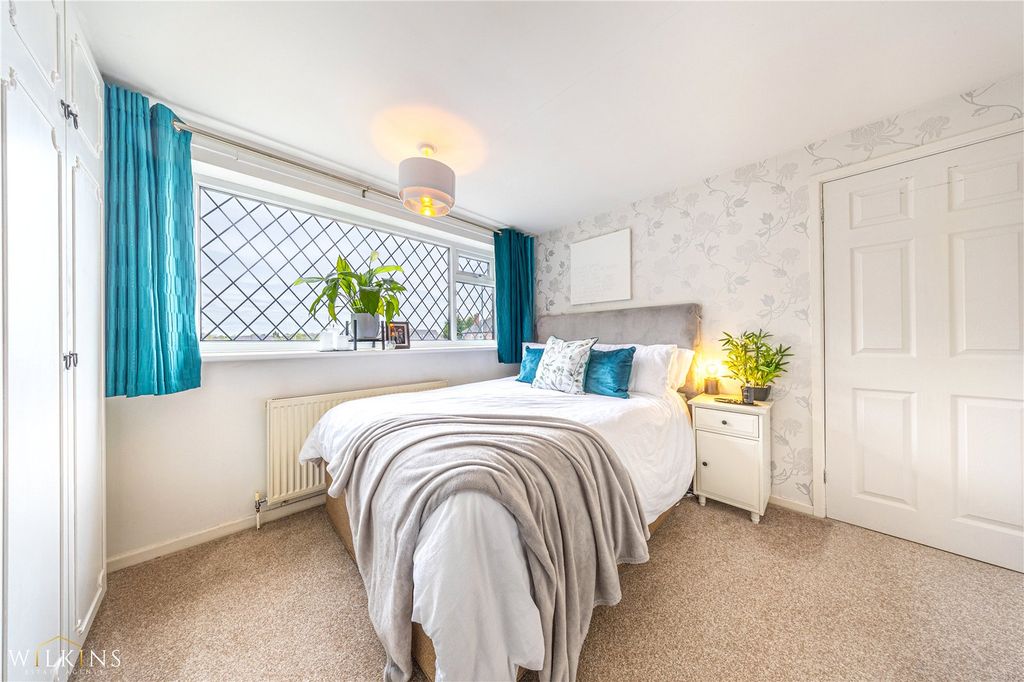 Additional image 12 of 3 bed detached house for saleDosthill Road, Two Gates, Tamworth, Staffordshire B77