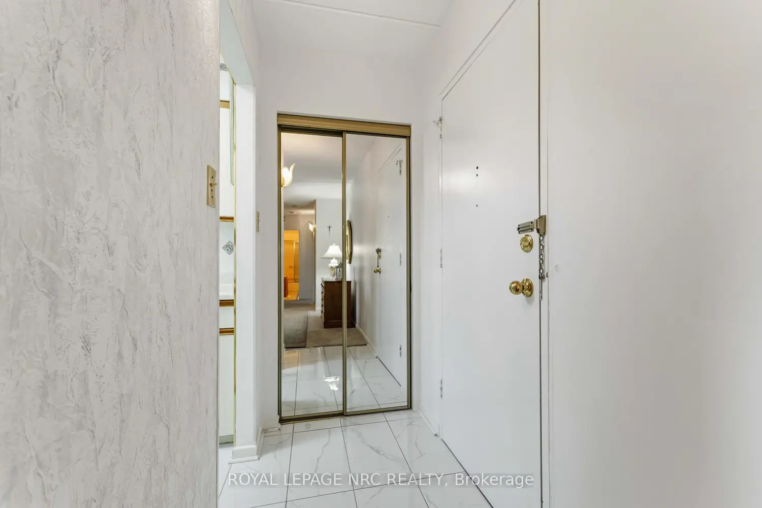 Additional image 4 of 198 Scott Street 418