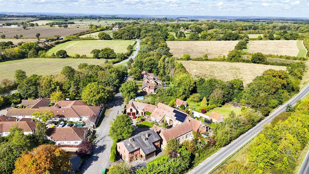 Additional image 31 of 4 bed barn conversion for saleThe Stables, Old Melton Road, Widmerpool, Nottingham NG12