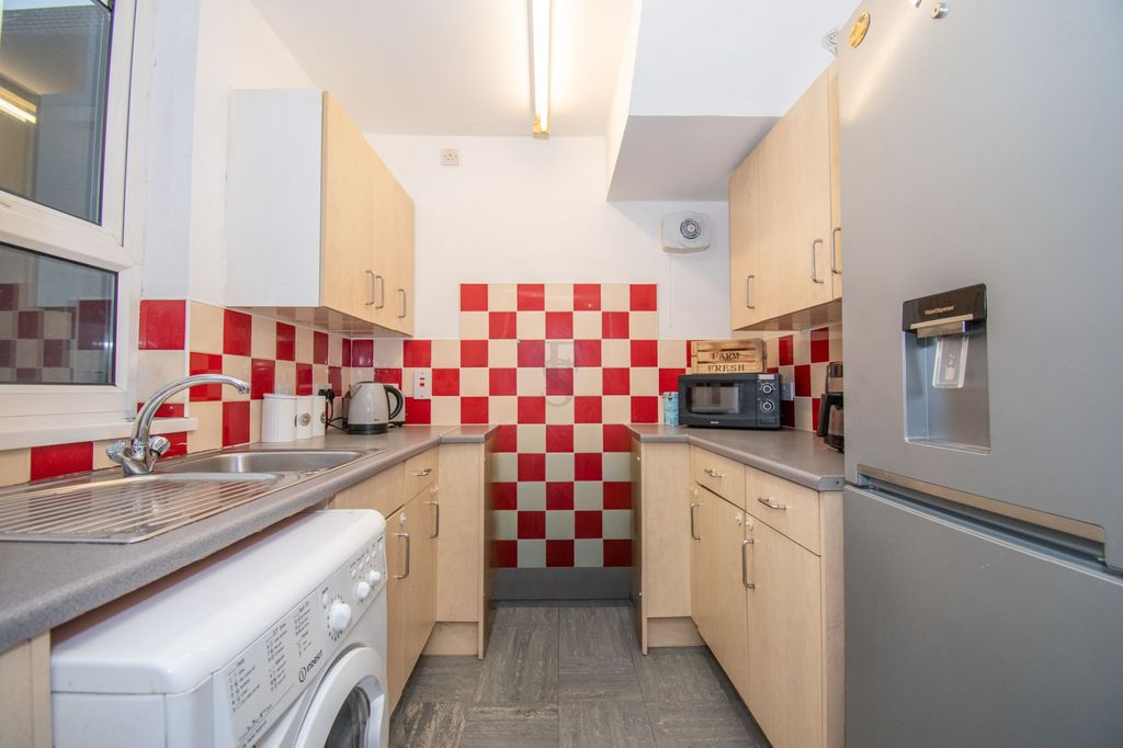 Additional image 5 of 3 bed semi-detached house for saleOverpark Avenue, Leicester LE3