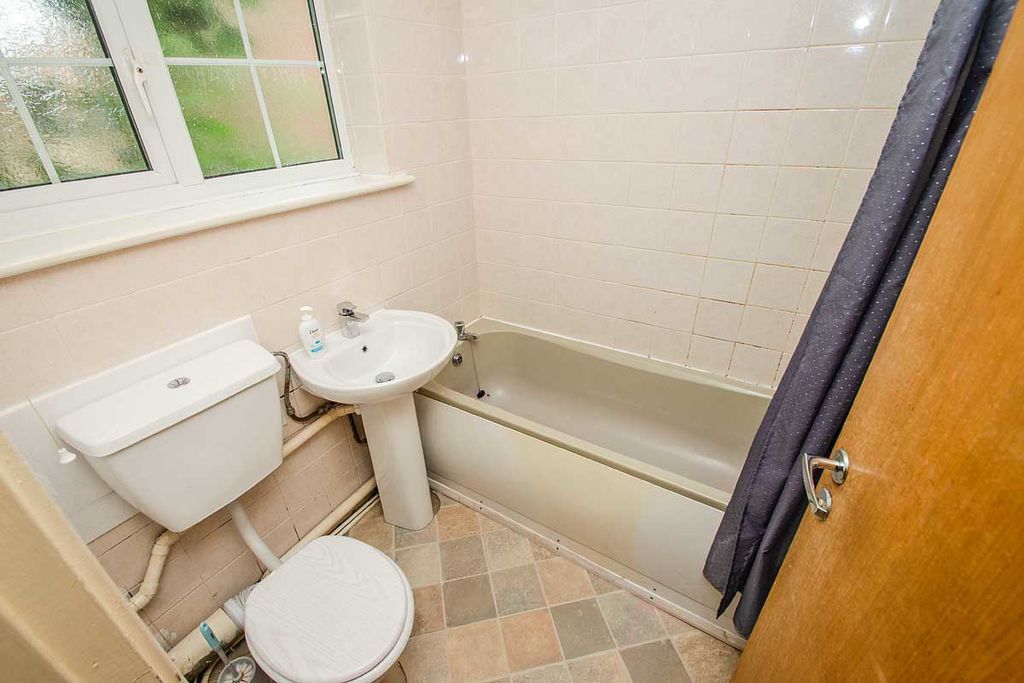 Additional image 6 of 1 bed maisonette for saleMaybank Close, Lichfield WS14