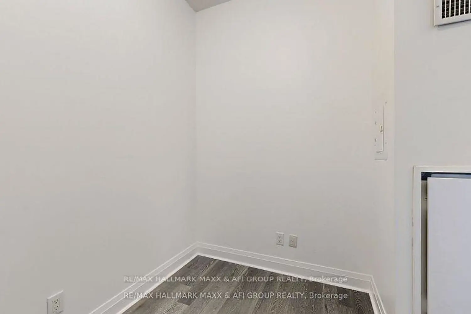 Additional image 11 of 399 Spring Garden Avenue 617