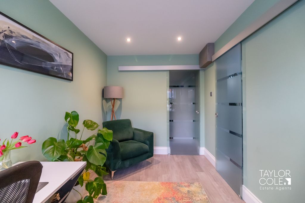 Additional image 4 of 4 bed detached house for saleMayfair Drive, Fazeley, Tamworth B78