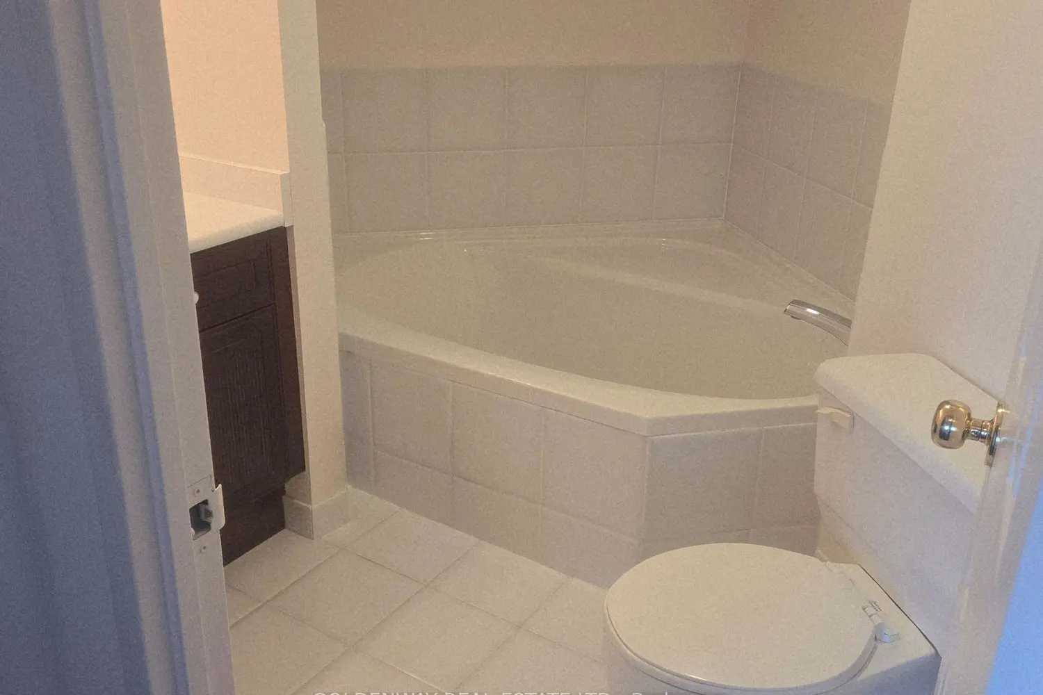 Additional image 5 of 7300 Yonge Street 1012