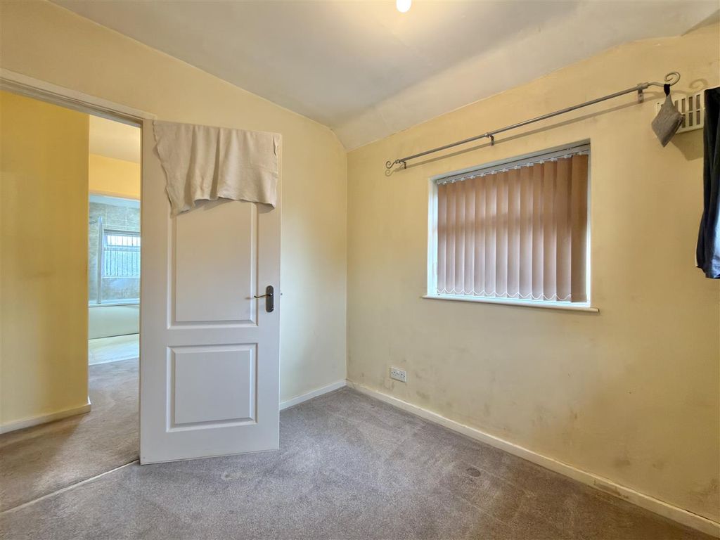 Additional image 7 of 3 bed semi-detached house for saleWoodgate Drive, Birstall, Leicester LE4