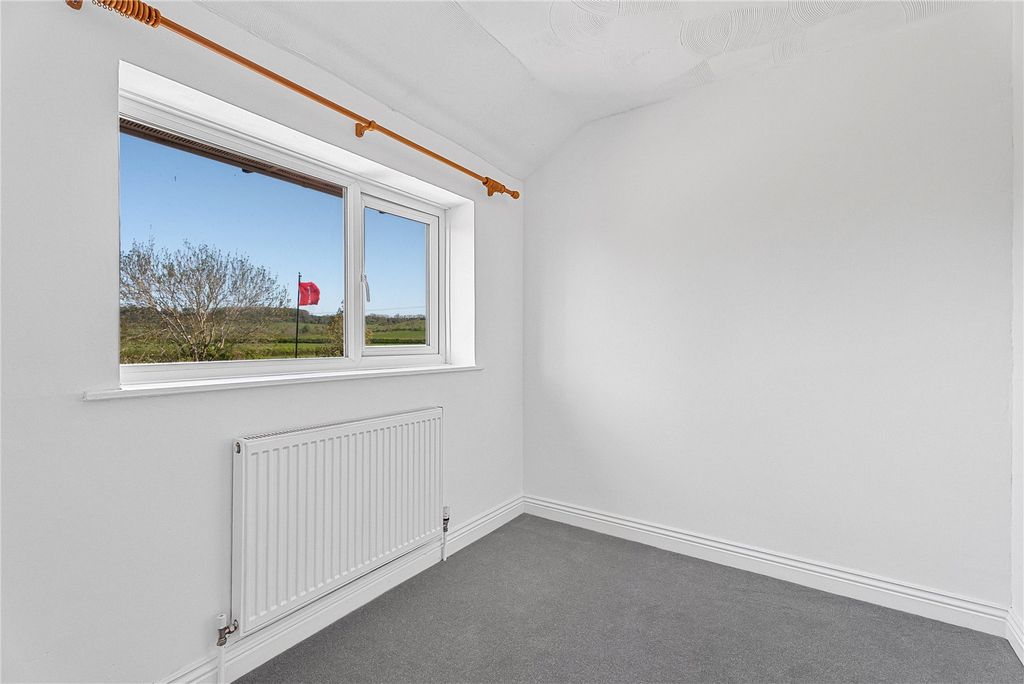 Additional image 14 of 3 bed parking/garage for saleQueensway, Old Dalby, Melton Mowbray, Leicestershire LE14