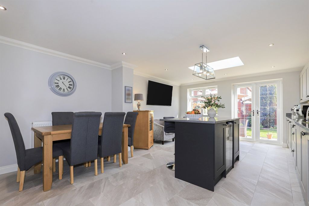 Additional image 5 of 3 bed link detached house for saleAshwells Grove, Pendeford, Wolverhampton WV9