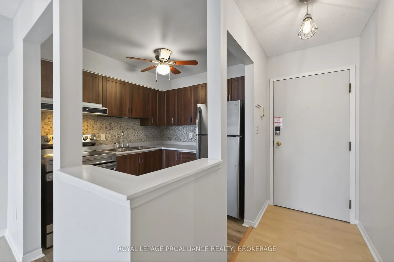 Additional image 3 of 310 Kingsdale Avenue 313